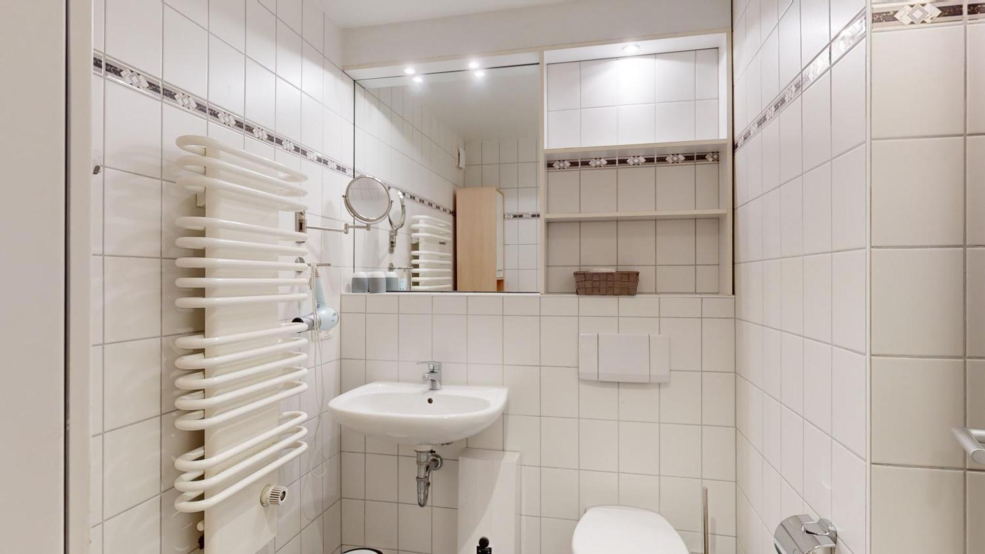 Strandnahe Mit Schwimmbad Im Haus, Liebeskind 01, Ostseebad Binz