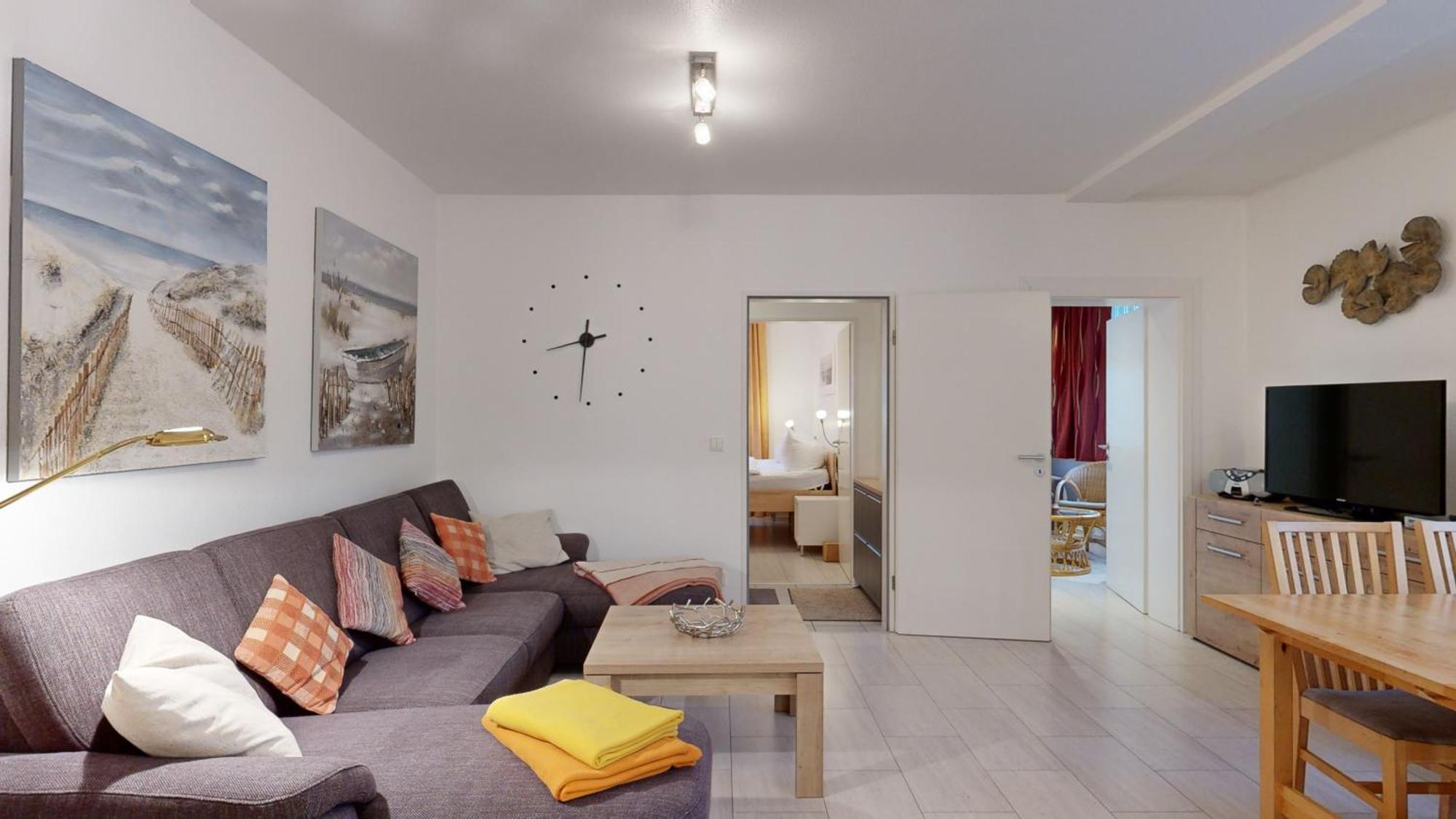 Strandnahe Mit Schwimmbad Im Haus, Liebeskind 01, Apartment