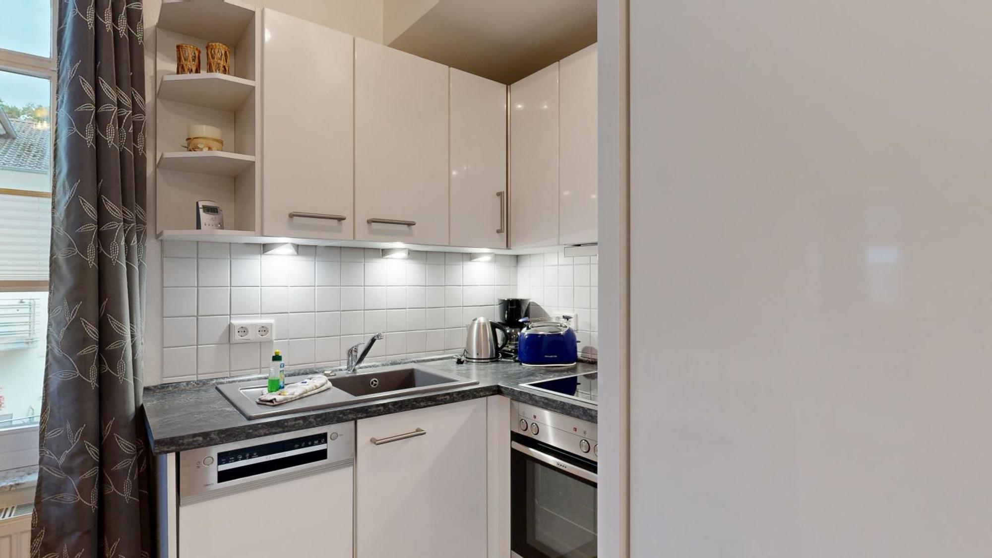 Apartment Strandnahe Mit Schwimmbad Im Haus, Liebeskind 01, Ostseebad Binz